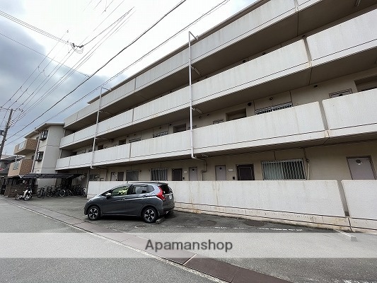 駐車場　エントランス