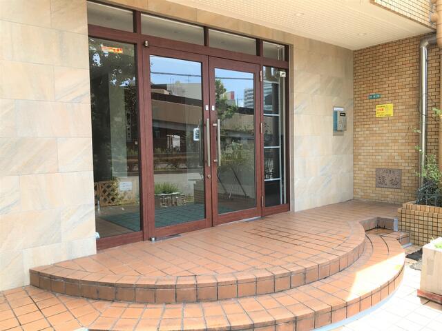 エントランス　令和４年６月エントランス改修…?