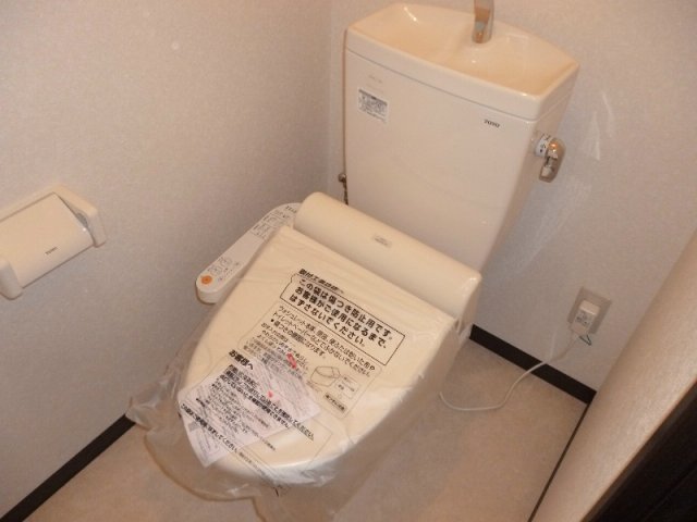 トイレ　コンパクトで使いやすいトイレです