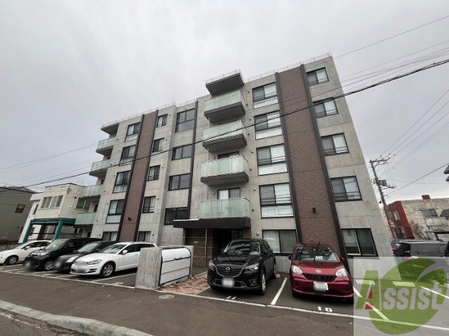 建物外観　札幌市中央区南八条西「ウエリスアーバン南８条」