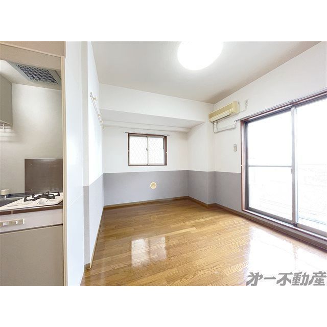 建物外観　洋室