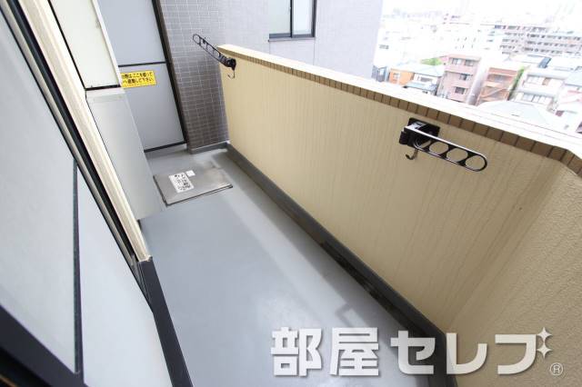 バルコニー　洗濯物が隠れます。