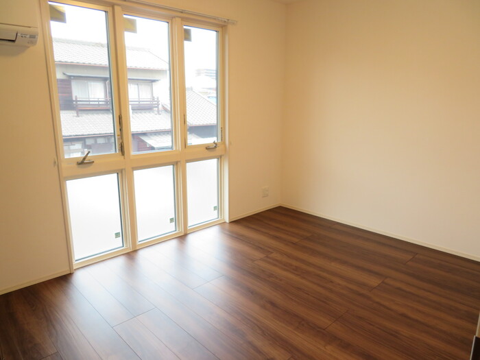 D-room沖の内装写真