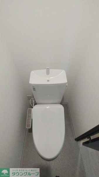 トイレ　トイレ