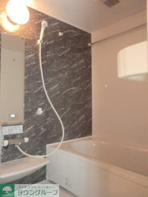 バス・シャワールーム　別号室の参考写真です