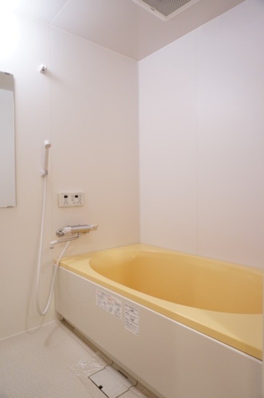 バス・シャワールーム　図面と現状に相違がある場合には現状を優先