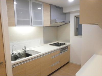 キッチン　グリル付３口ガスコンロシステムキッチン