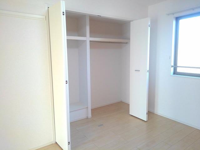 収納　クローゼット