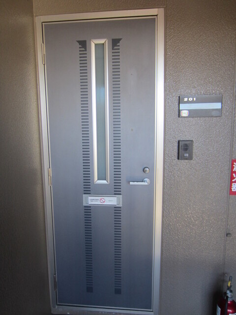 玄関　２０１　玄関ドア