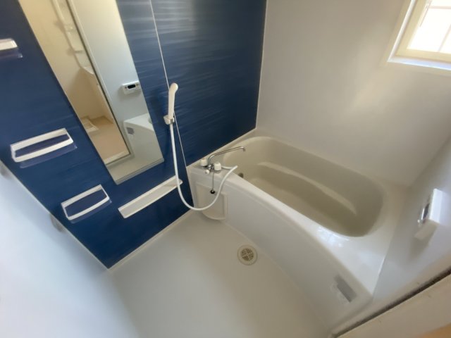 バス・シャワールーム　追い焚き機能付き