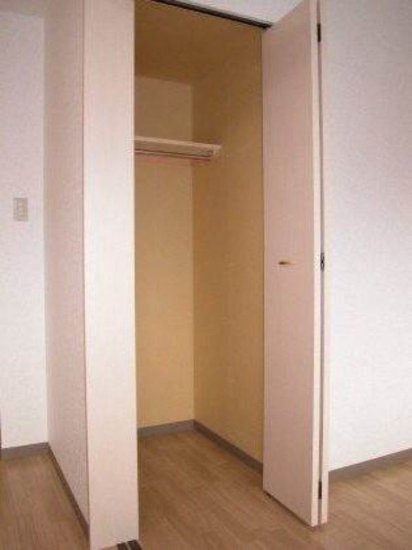 収納　クローゼット