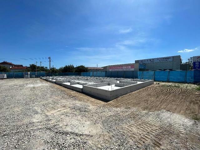 建物外観　建築中