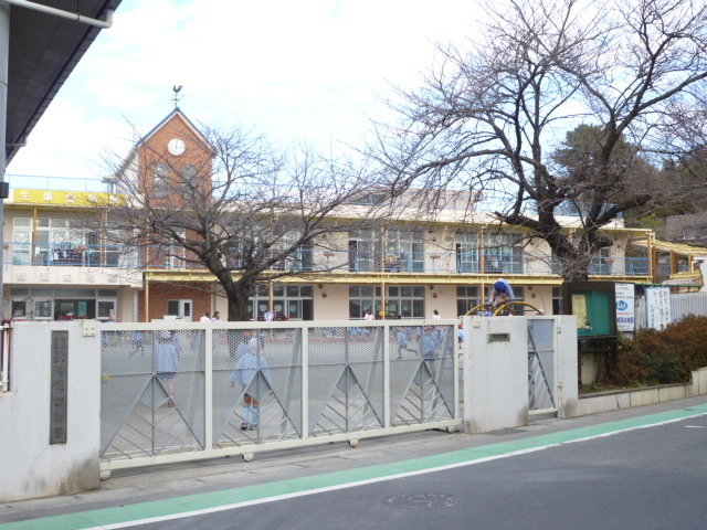 幼稚園・保育園　綾瀬幼稚園（幼稚園・保育園）まで1100m