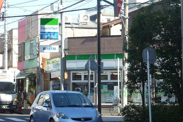 コンビニ　ファミリーマート　広屋蒔田店（コンビニ）まで525m