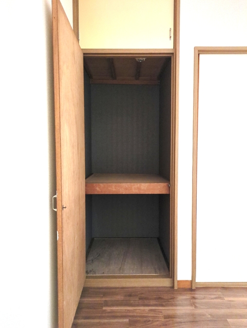 収納　洋室収納