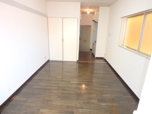 居室・リビング　別部屋参考写真