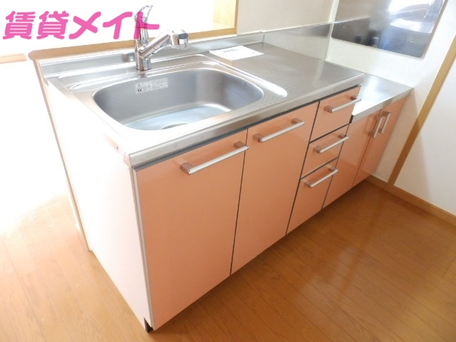 キッチン　同型参考写真