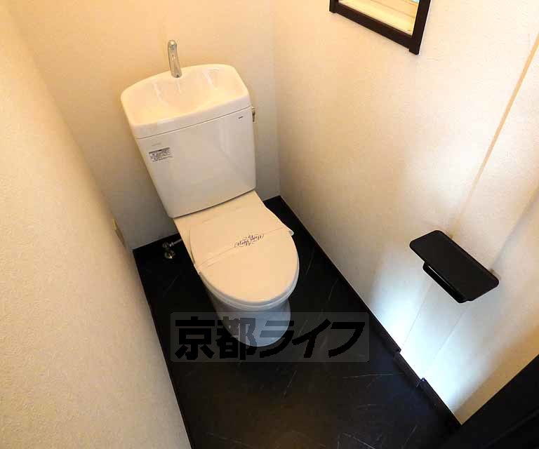 トイレ　清潔感のあるトイレです。