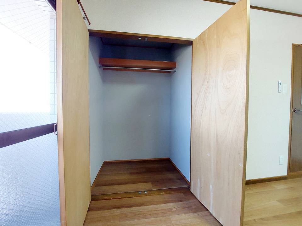 収納　クローゼット