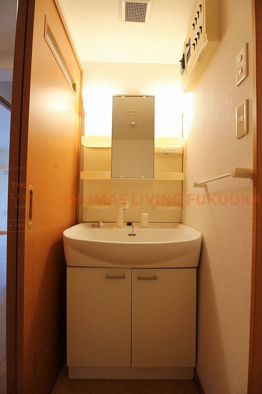 洗面設備　シャンプードレッサー