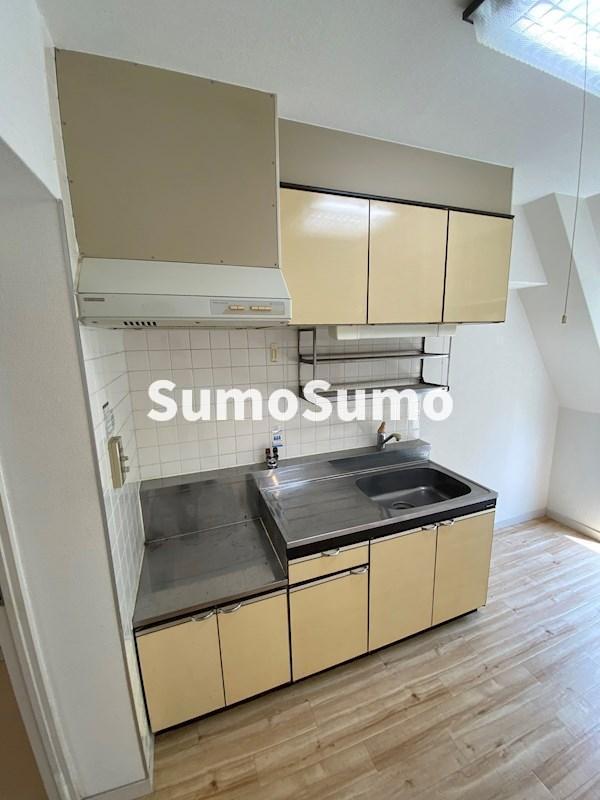 キッチン　コンパクトなキッチンで掃除もラクラク