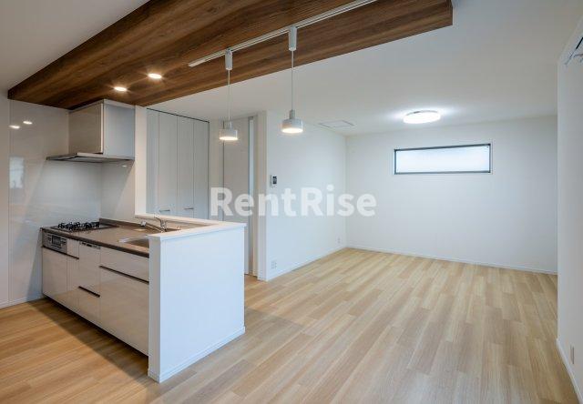 居室・リビング　参考写真です。現況優先。