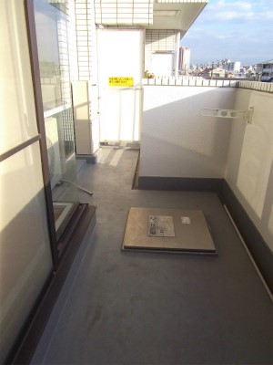 バルコニー　ベランダ