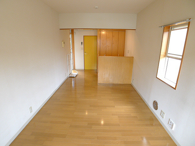 居室・リビング　洋室８帖