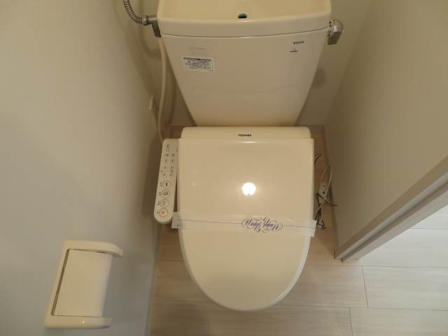 トイレ　温水洗浄便座♪
