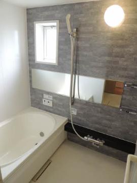 バス・シャワールーム　バス