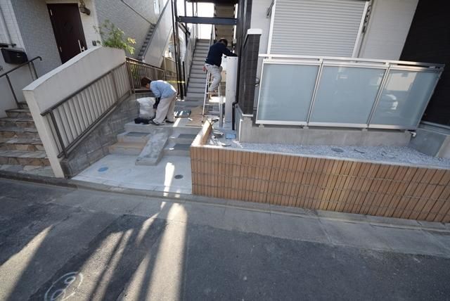 エントランス　★駅徒歩圏内★