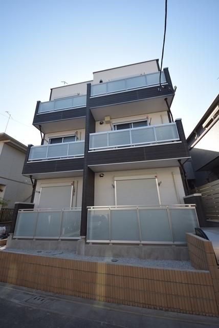 建物外観　★駅徒歩圏内★