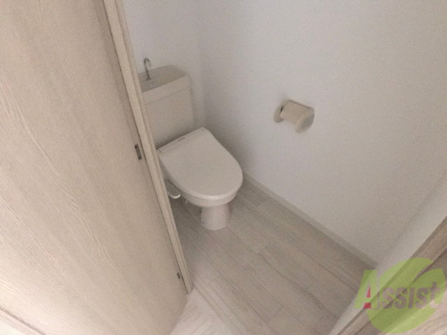 トイレ　トイレはウォッシュレット付きなので嬉しいですね。