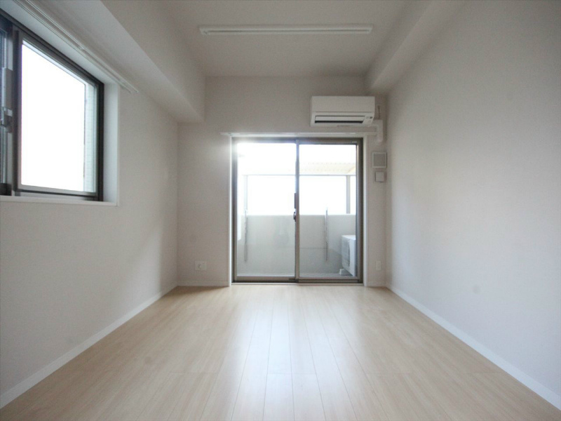 その他部屋・スペース　洋室7帖　エアコン完備　南面バルコニー