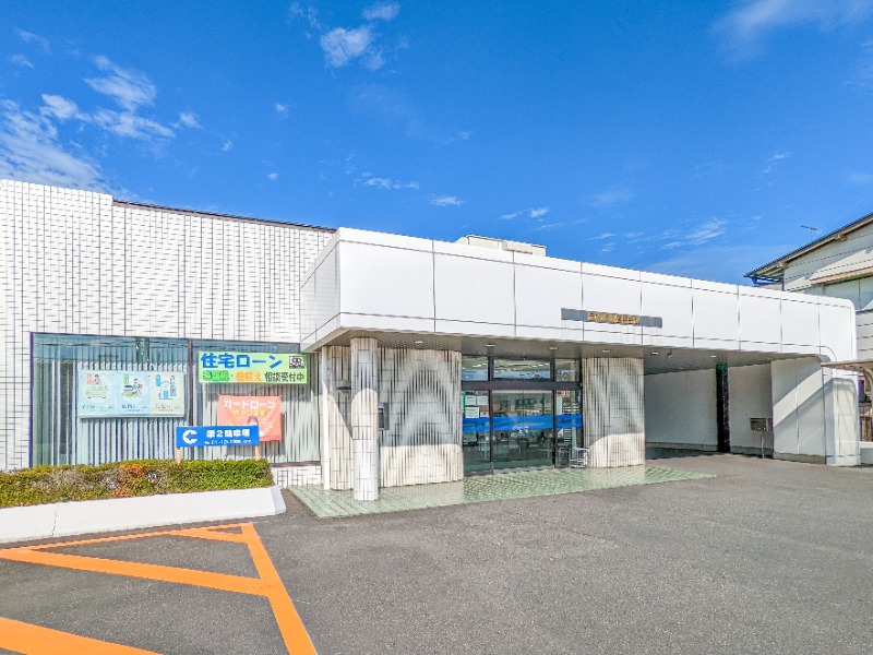 銀行　足利小山信用金庫福居支店（銀行）まで383m