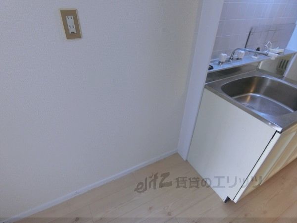 その他設備　冷蔵庫置場