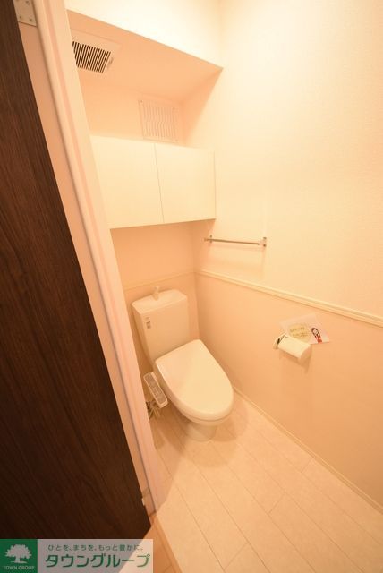 トイレ　収納付トイレ