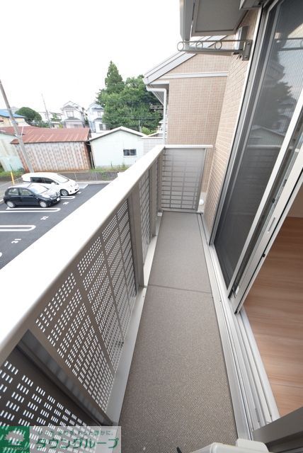 バルコニー　明るいバルコニー