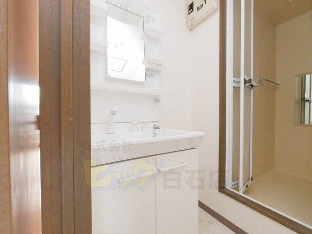 洗面設備　シャンプードレッサー完備♪