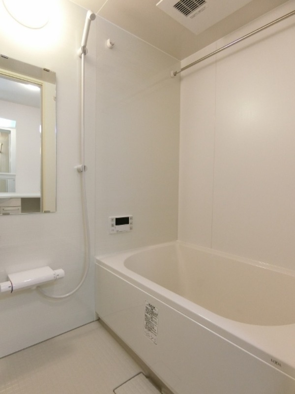 バス・シャワールーム　図面と現状に相違がある場合には現状を優先