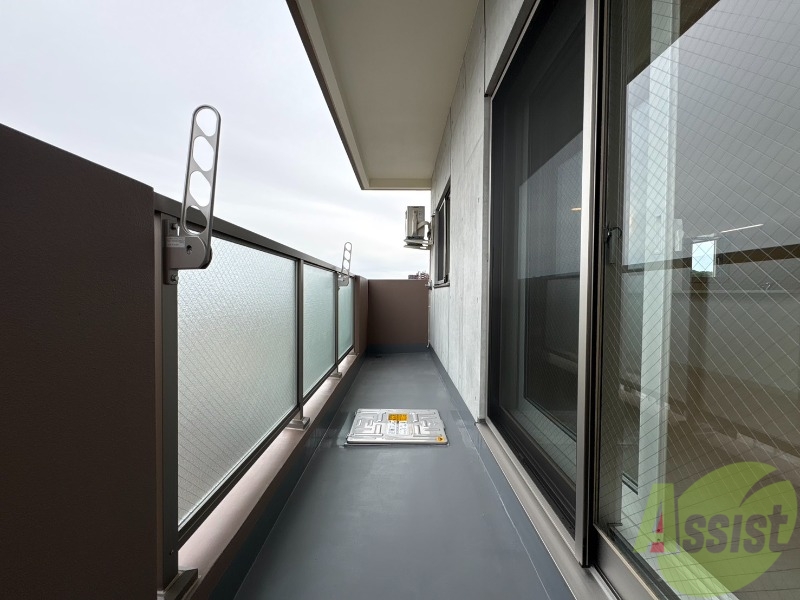 バルコニー　バルコニーです。洗濯物を干したり一息ついたりできますね！