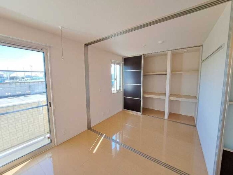 居室・リビング　図面と現状に相違がある場合には現状を優先