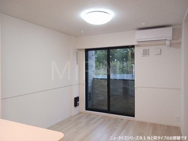 居室・リビング　同施工タイプの参考写真です。