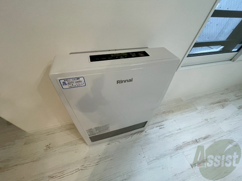 その他　暖房です。冬場の寒い日でも安心ですね～