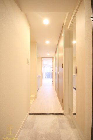 玄関　プレサンス福島ミッドエル