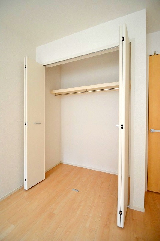 収納　お問合せはシティホーム海田センター　082-821-2227