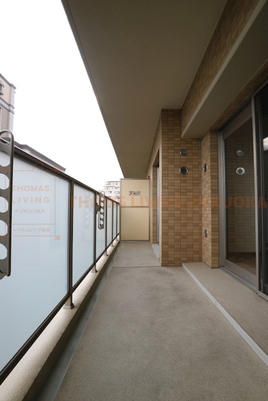 バルコニー　バルコニー