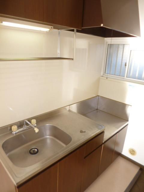 キッチン　★１Ｋながらも大きなキッチンです★