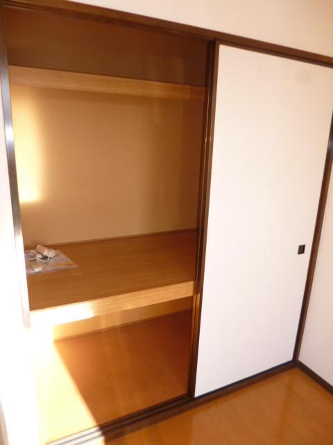 収納　★大きな収納で、物をたくさん入れることができます★