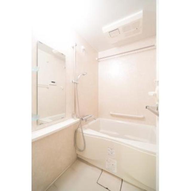 バス・シャワールーム　※写真は同タイプ住戸です。